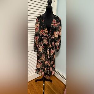 American Eagle Black Floral Duster. Size M.